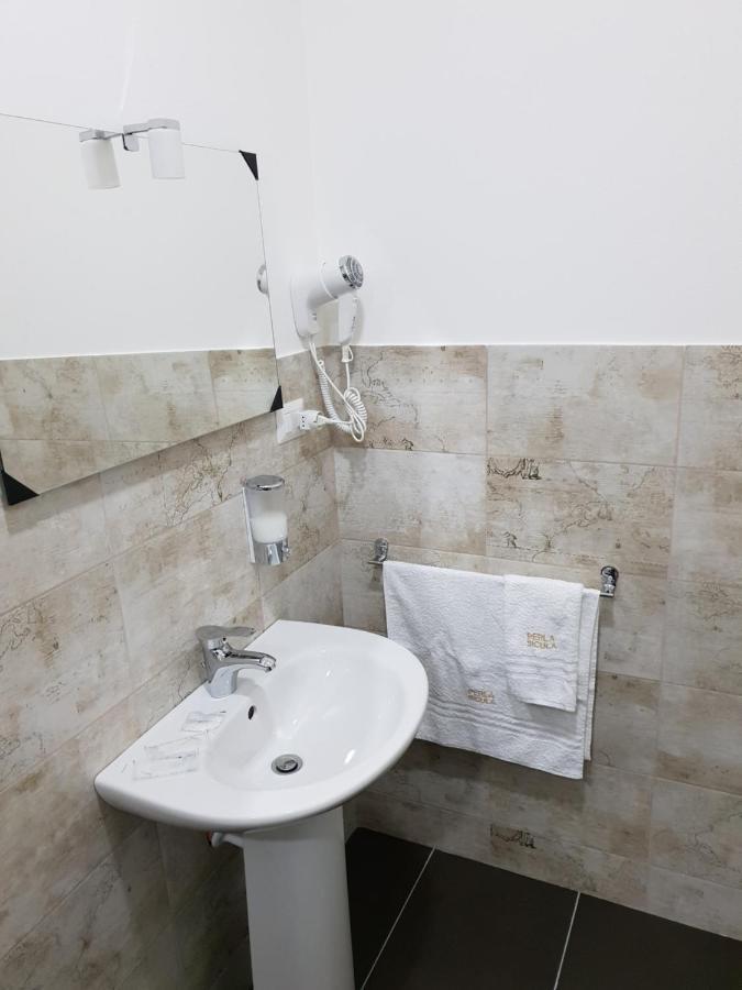 Perla Sicula Bed & Breakfast Katanya Dış mekan fotoğraf